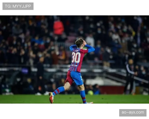 加维当选欧冠最佳年轻球员，闪耀赛场彰显巨星潜质