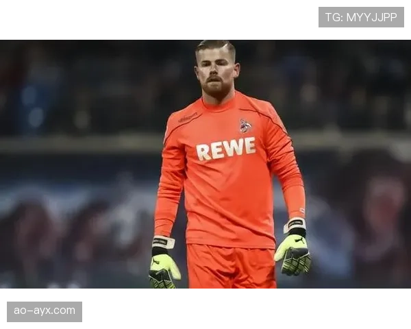 科隆快节奏攻防点燃赛场，球迷热情持续高涨